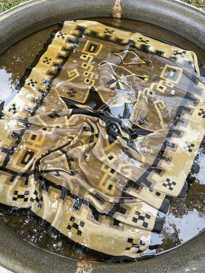 See and Review Our Expert Rug Washing & Repairs